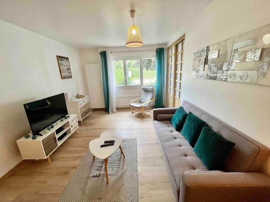 Ferienwohnung Le Genevois - Parking Gratuit Annemasse Exterior foto